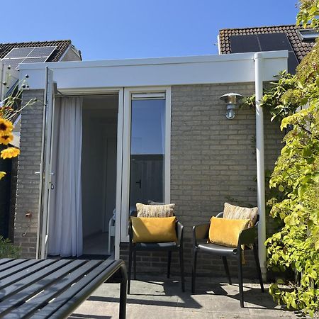 Fijne Vakantiewoning In Domburg Op Loopafstand Strand En Centrum Met Parkeerplaats المظهر الخارجي الصورة